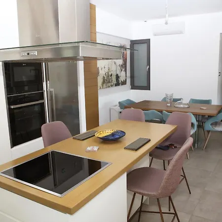 Maryland:luxurious Penthouse In Chania Apartmán *